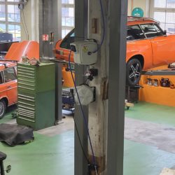 Volvo P18003ES und 246 DL - Schweden in orange