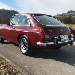 MG B GT V8