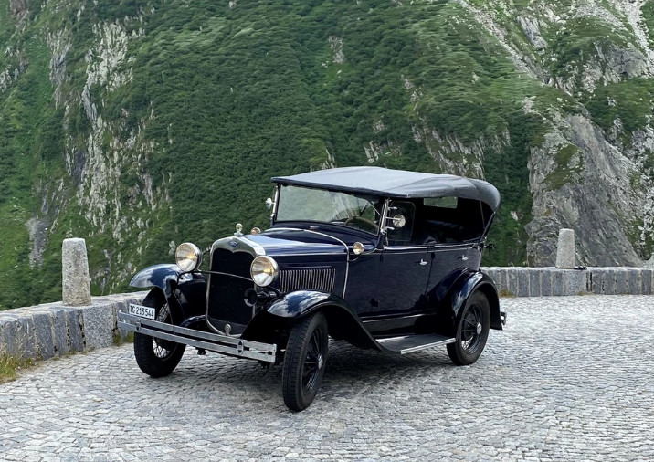 Ford Model A (1930)